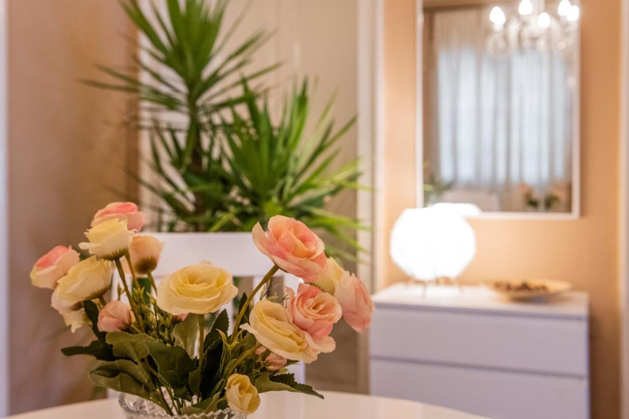 Neimar Apartment With Great Wi-Fi And Free Parking Belgrado Buitenkant foto