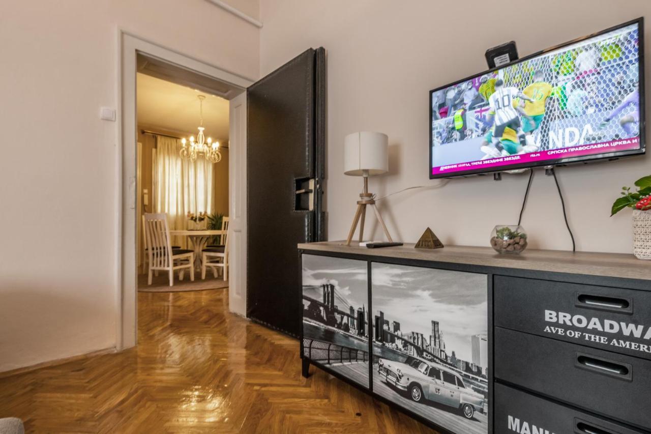 Neimar Apartment With Great Wi-Fi And Free Parking Belgrado Buitenkant foto